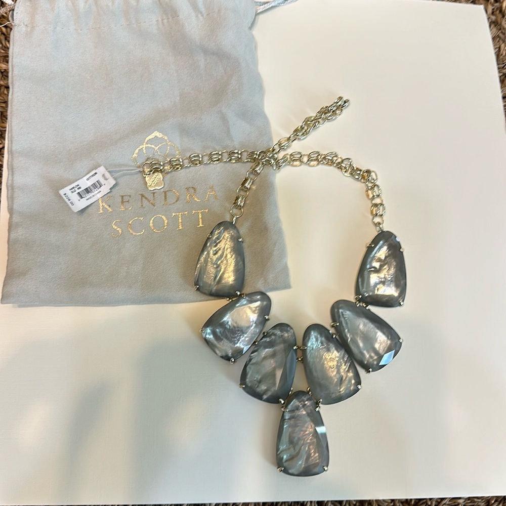 Kendra Scott Grey Pearl Harlow NWT
